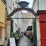 Le Marais - 2 pièces avec balcons