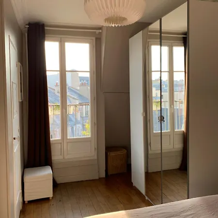 Appartamento Le Marais - 2 Pieces Avec Balcons *